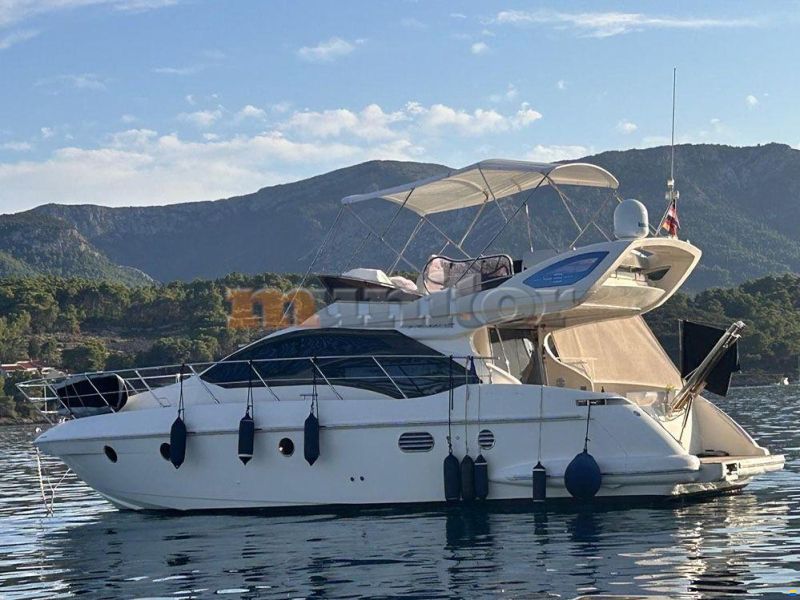 Azimut 43 Fly