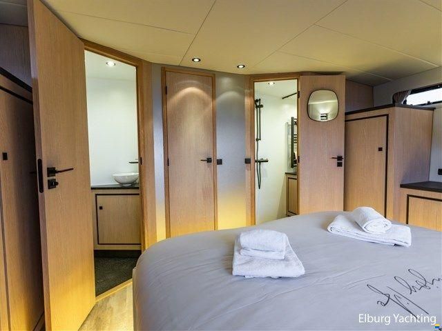 Argos 13.50 - Three Cabin - Sunroof