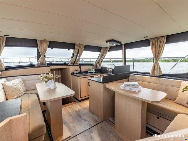 Argos 13.50 - Three Cabin - Sunroof