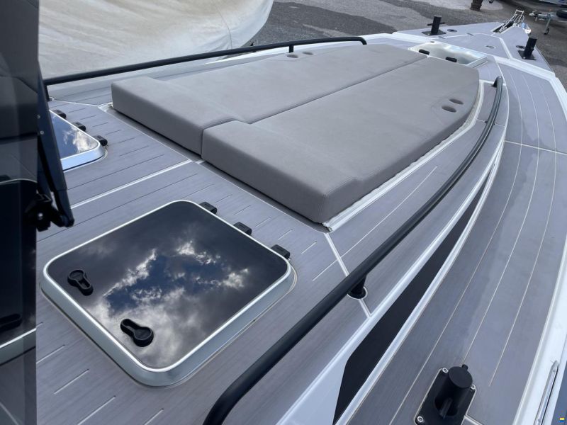 Rafnar 1200 Cross Cabin