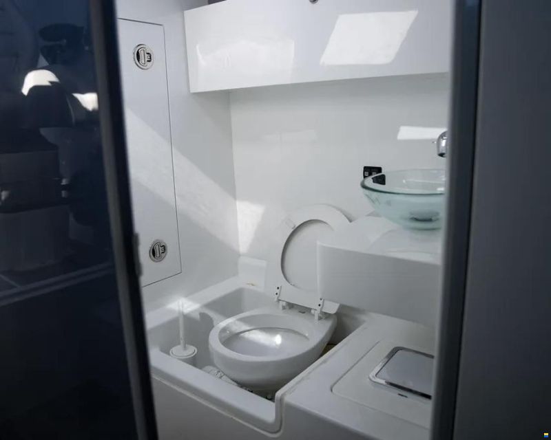 Rafnar 1200 Cross Cabin