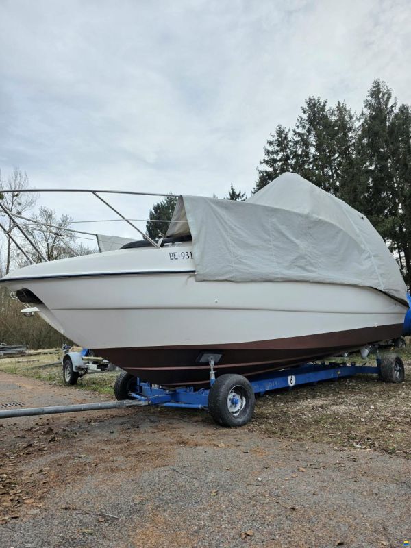 Sealine S23