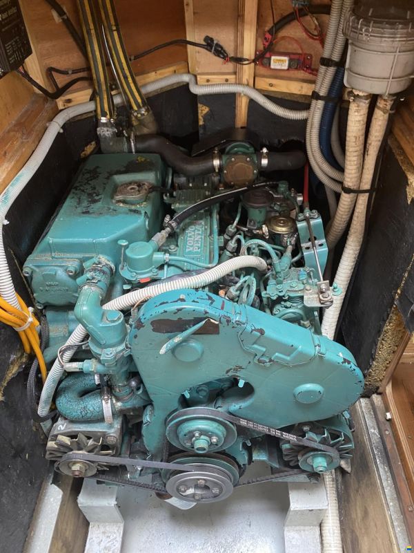 Alubat Ovni 435