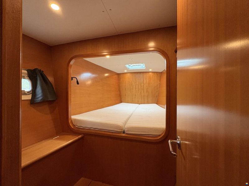 Lagoon 410