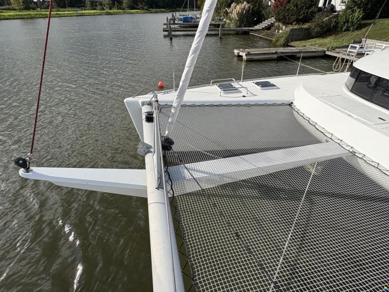Lagoon 410