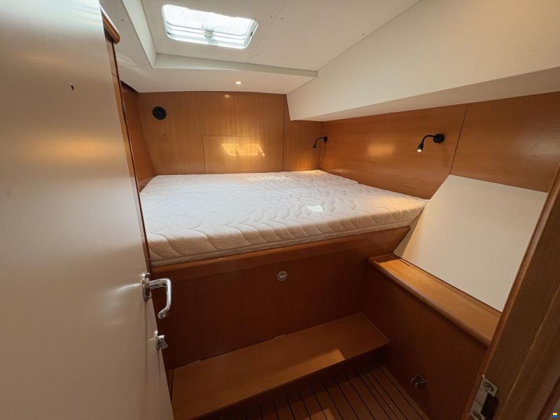 Lagoon 410