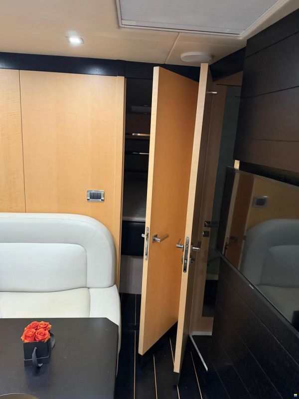 Sunseeker Portofino 40