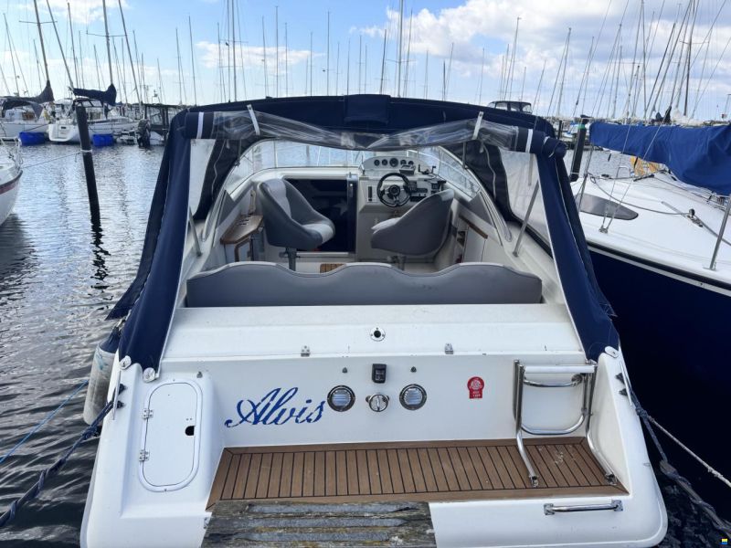 Marex 7100 Sport Cruiser