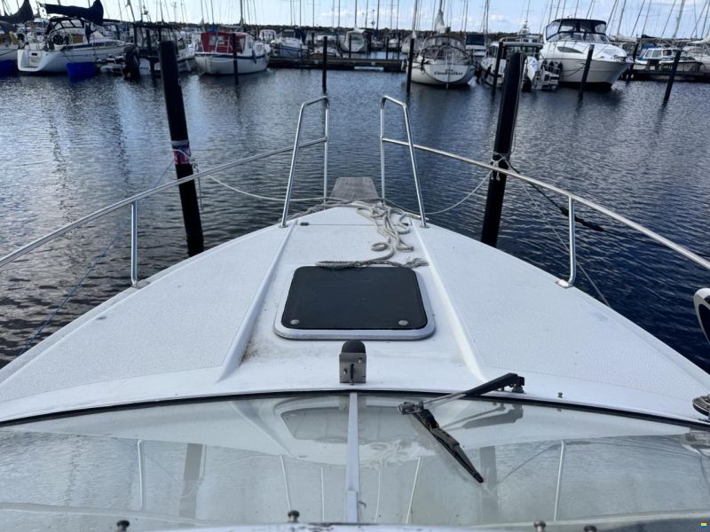Marex 7100 Sport Cruiser