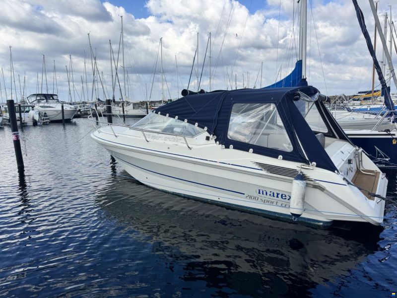Marex 7100 Sport Cruiser