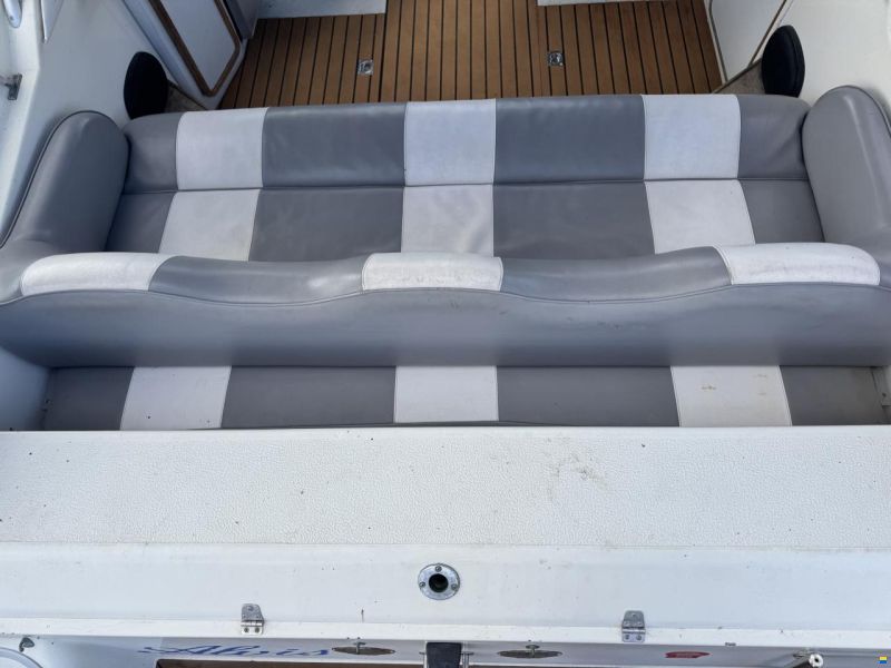 Marex 7100 Sport Cruiser
