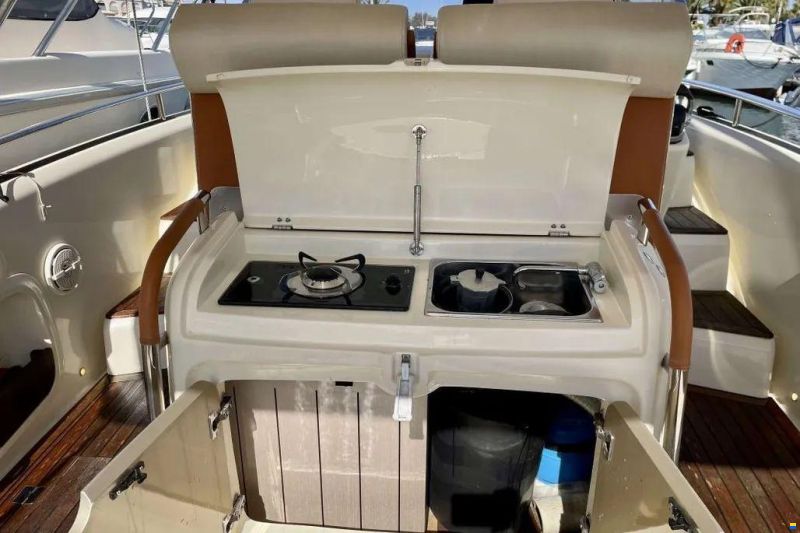 Invictus 280GT