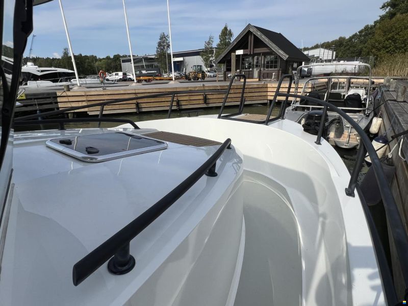 Sargo 28 Explorer