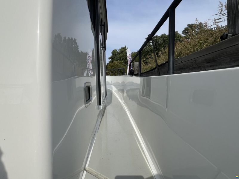 Sargo 28 Explorer