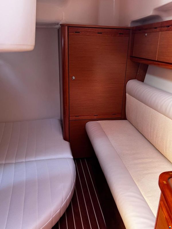 Bavaria S30 White Edition