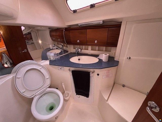 Bavaria 38-2
