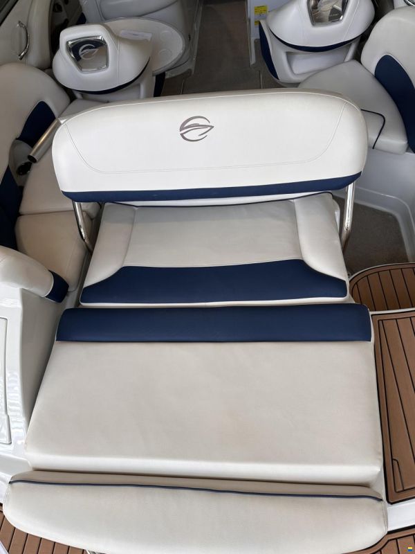 Crownline E2