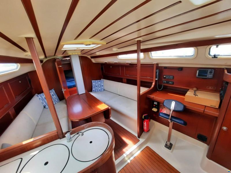 Dehler 35
