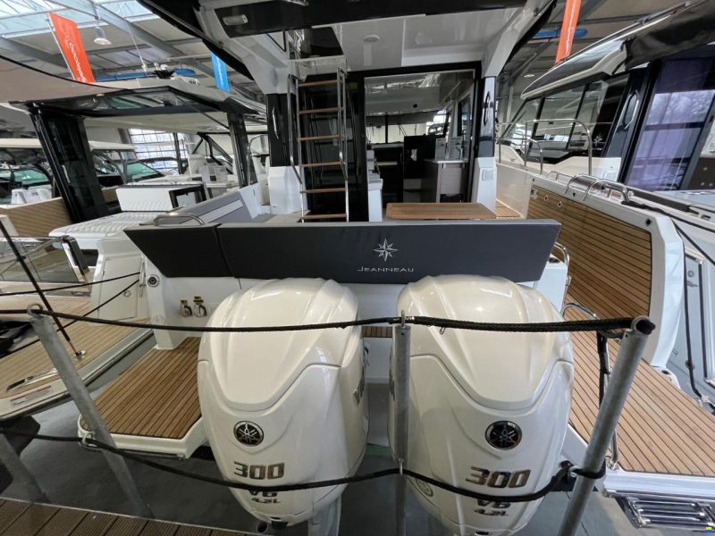 Jeanneau Merry Fisher 1095 Fly S2