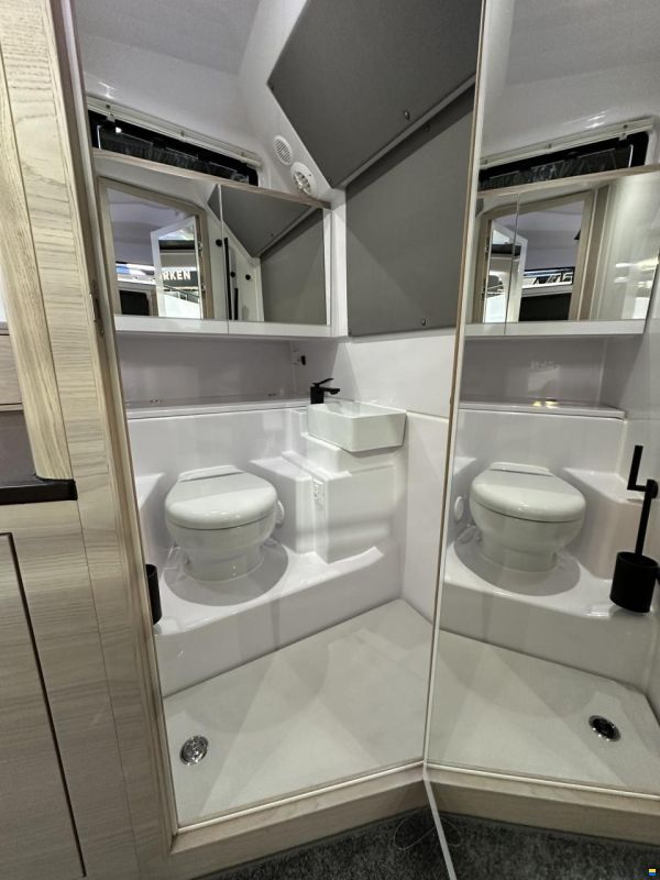 Axopar 45 Cross Cabin