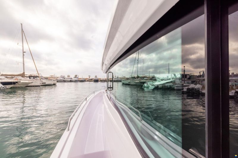 Axopar 45 Cross Cabin