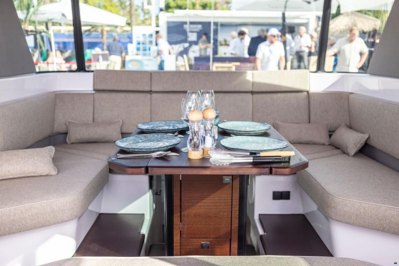 Axopar 45 Cross Cabin