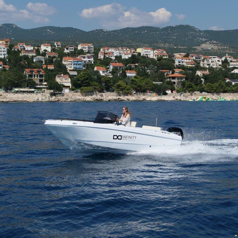 Infinity 575