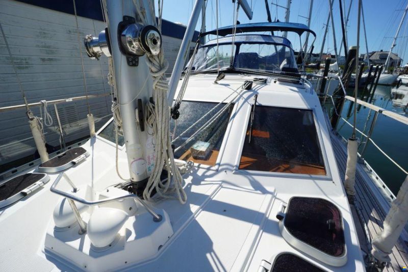 Nauticat 37