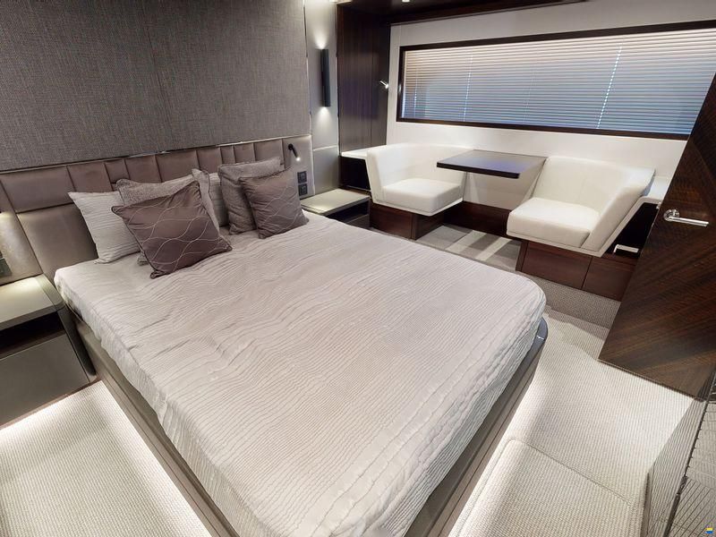 Sunseeker Manhattan 68