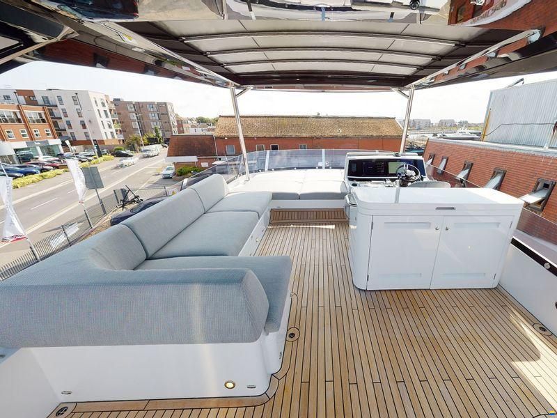 Sunseeker Manhattan 68