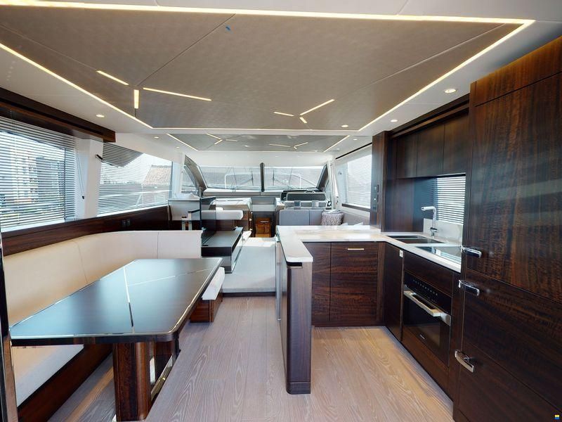 Sunseeker Manhattan 68