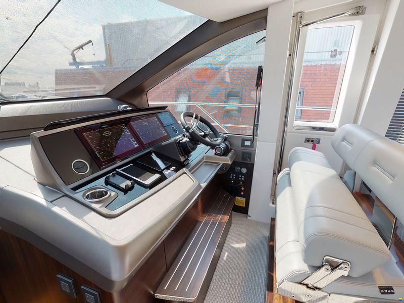 Sunseeker Manhattan 68