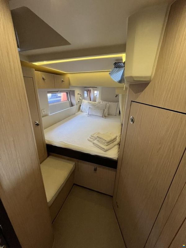 Beneteau OCEANIS YACHT 62