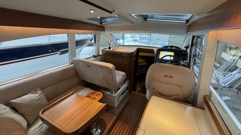 Nimbus 335 coupe