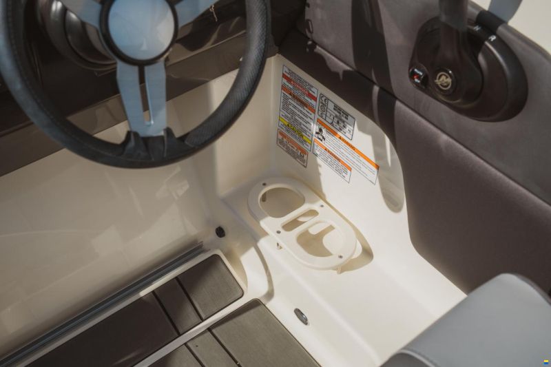 Bayliner C21i Cuddy IB Premiere