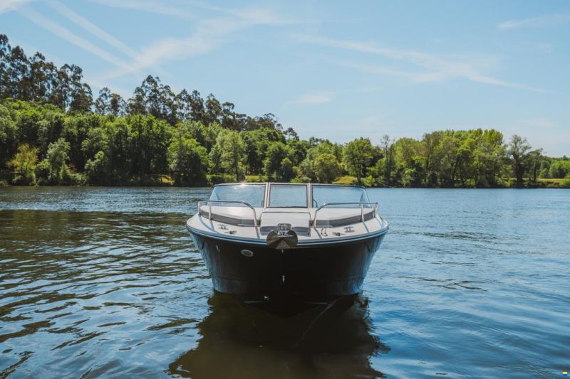 Bayliner C21i Cuddy IB Premiere