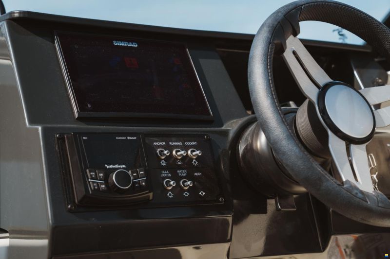 Bayliner C21i Cuddy IB Premiere
