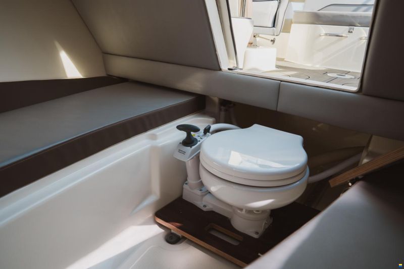 Bayliner C21i Cuddy IB Premiere