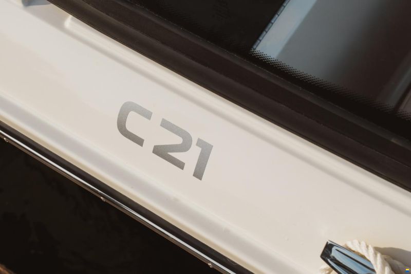 Bayliner C21i Cuddy IB Premiere