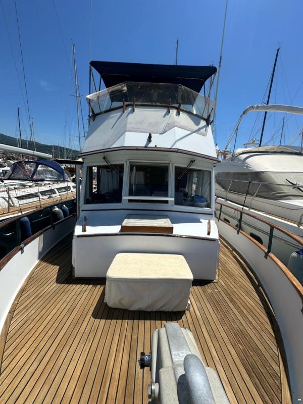 American Marine Grand Banks 36
