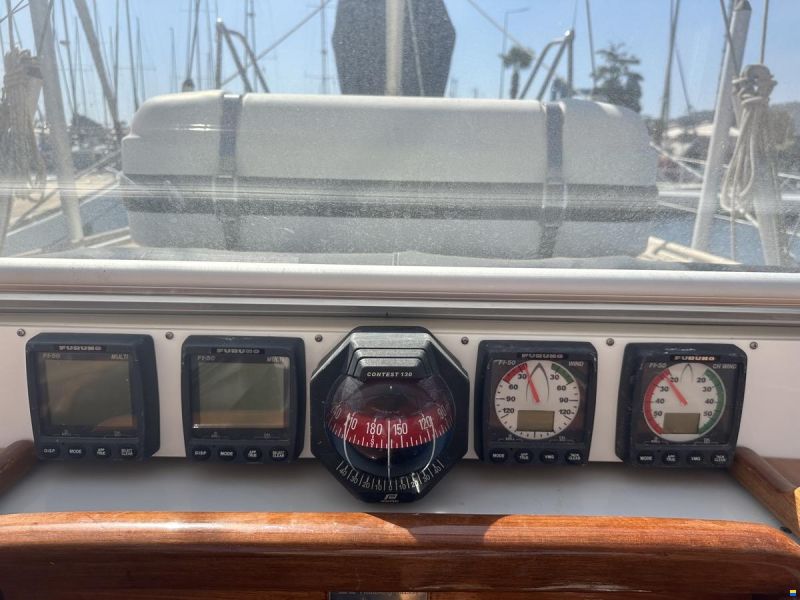 Hallberg-Rassy 48