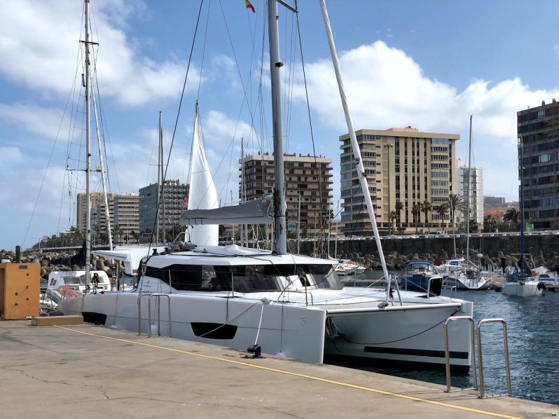 Fountaine Pajot LUCIA 40