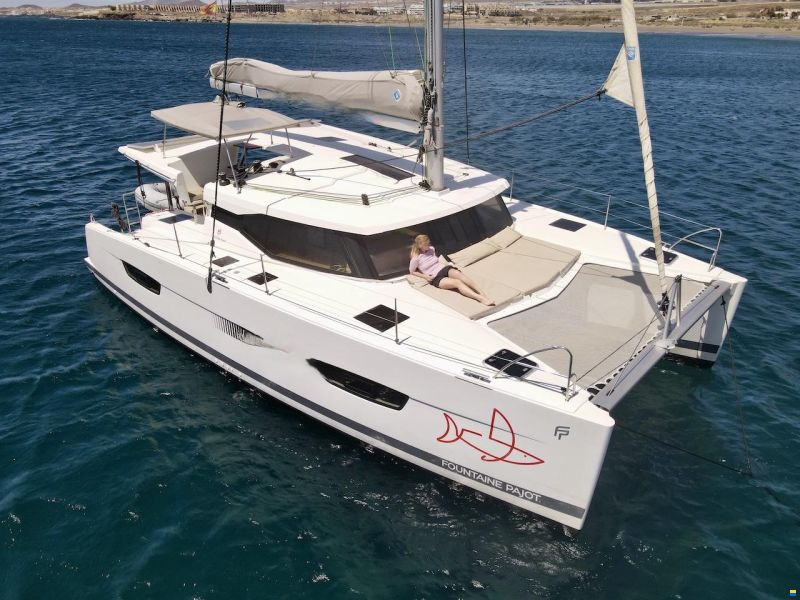 Fountaine Pajot LUCIA 40
