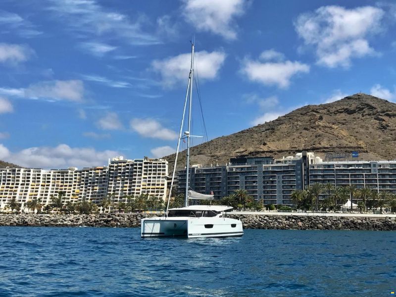 Fountaine Pajot LUCIA 40