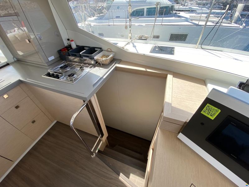 Fountaine Pajot LUCIA 40