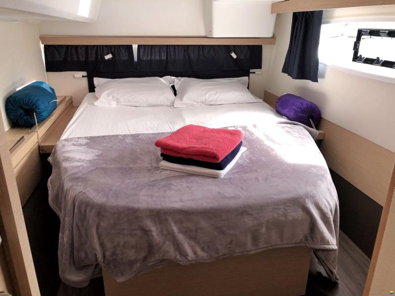 Fountaine Pajot LUCIA 40