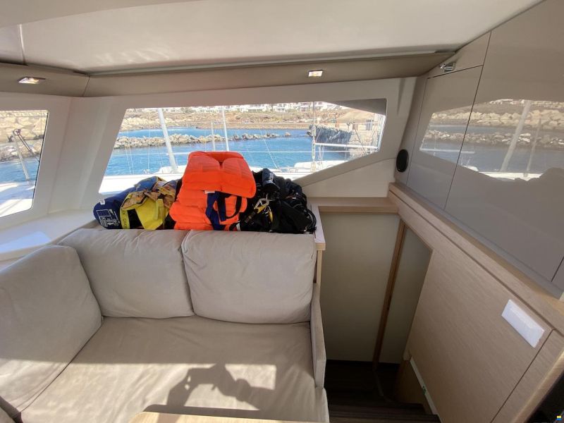 Fountaine Pajot LUCIA 40