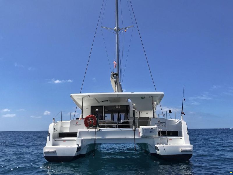 Fountaine Pajot LUCIA 40