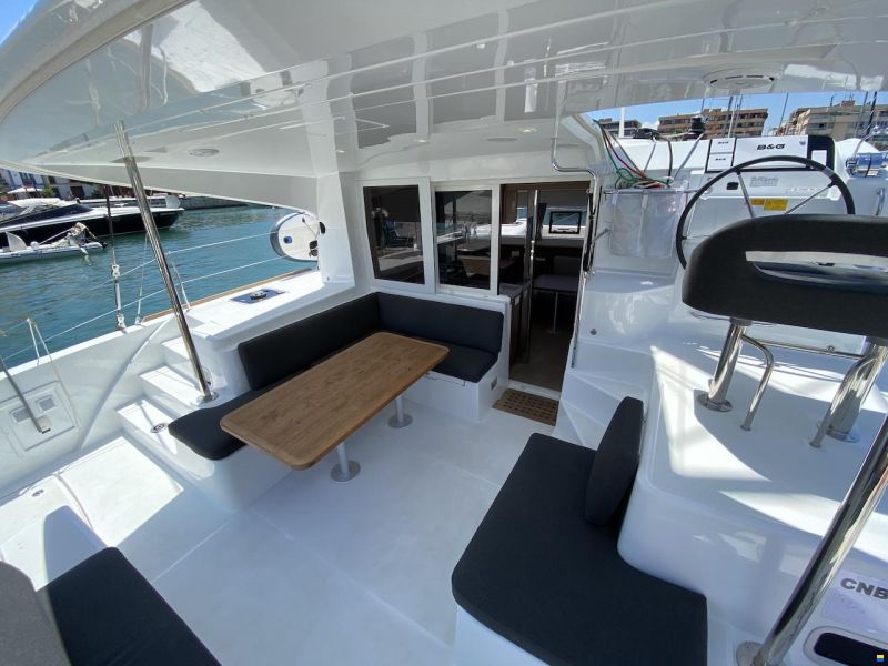 Lagoon 40