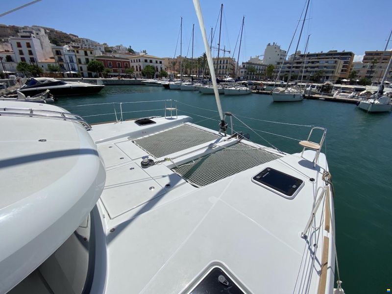 Lagoon 40